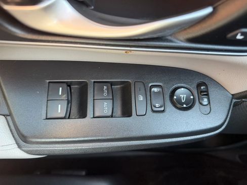 Used 2017 Honda CR-V EX-L image 23