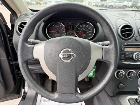 Used 2015 Nissan Rogue S AWD/4WD image 22