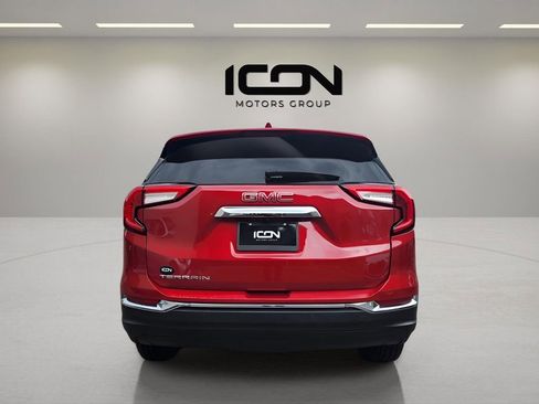 Used 2022 GMC Terrain SLT image 4