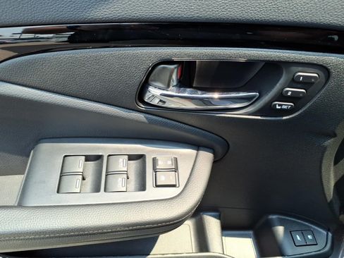 Used 2021 Honda Pilot Touring image 24
