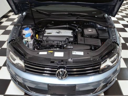 Used 2015 Volkswagen Eos Komfort FWD image 11