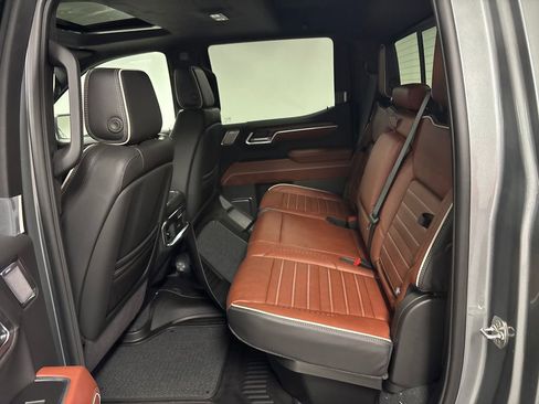 New 2026 GMC Sierra 1500 Denali Ultimate w/ LPO, Black Badging Package AWD/4WD image 31