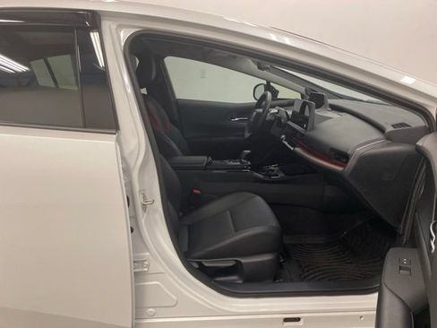 Used 2024 Toyota Prius Prime Premium w/ Advanced Technology Package FWD image 24