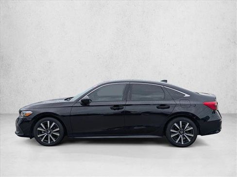 Used 2024 Honda Civic EX image 9