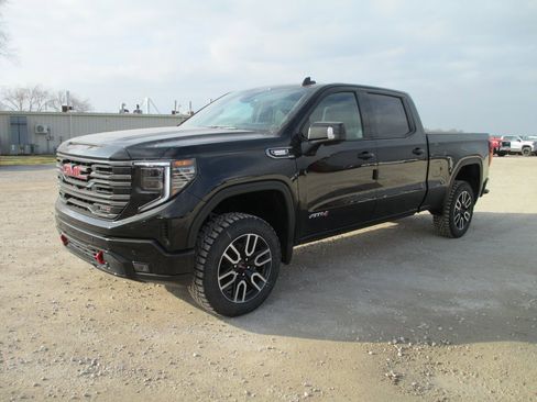 New 2026 GMC Sierra 1500 AT4 w/ AT4 Premium Package image 10