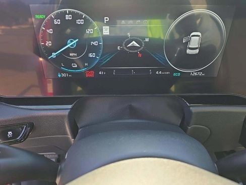 Certified 2024 Kia Niro Wind FWD image 10