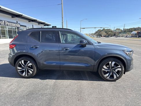New 2026 Volvo XC40 B5 Ultra w/ Protection Package Premier image 6