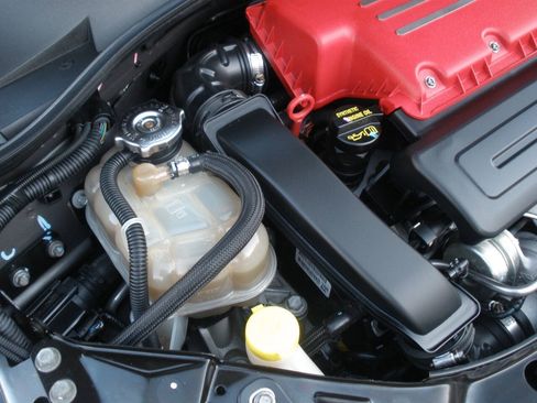 Used 2013 FIAT 500 Abarth FWD image 15