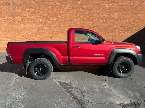 Used 2006 Toyota Tacoma 4x4 Regular Cab image 9