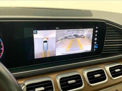 Certified 2021 Mercedes-Benz GLS 450 4MATIC image 24