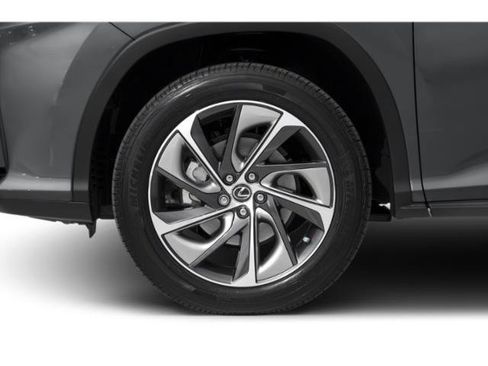 Used 2018 Lexus RX 350L Luxury w/ Accessory Package FWD image 11