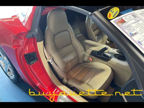 Used 2006 Chevrolet Corvette Coupe w/ Preferred Equipment Group RWD image 20