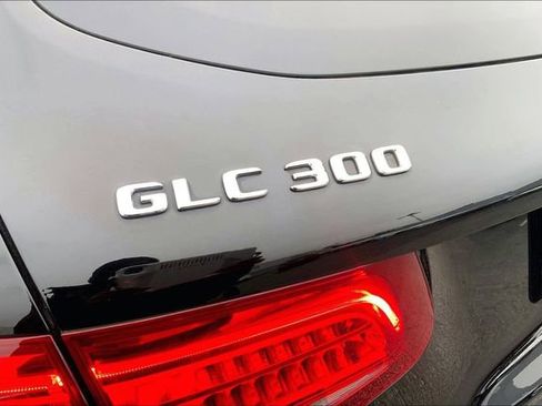 Used 2018 Mercedes-Benz GLC 300 4MATIC image 8