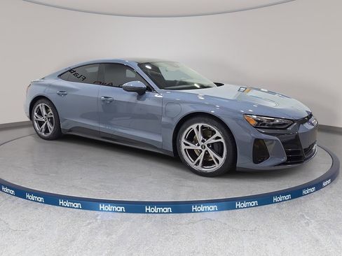 Used 2023 Audi e-tron GT Premium Plus AWD/4WD image 5