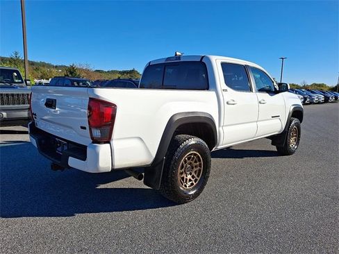 Certified 2023 Toyota Tacoma 4x4 Double Cab image 6