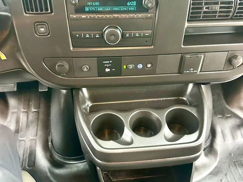 Used 2021 Chevrolet Express 2500 w/ Driver Convenience Package RWD image 13
