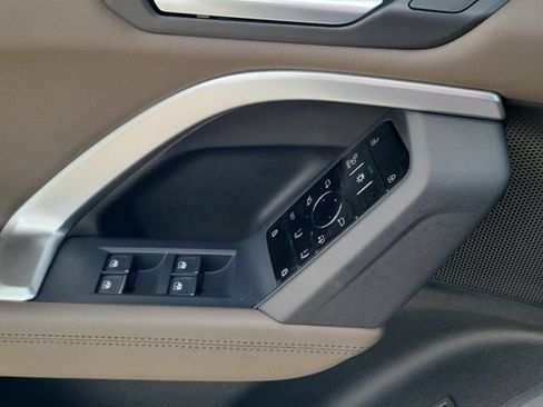 Certified 2025 Audi Q5 Premium Plus w/ Premium Plus AWD/4WD image 19