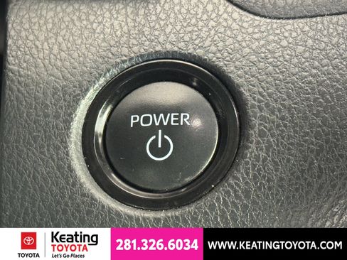 Used 2025 Toyota Camry LE FWD image 29