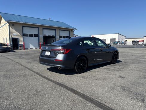 Used 2024 Honda Civic Sport image 7