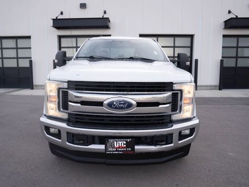 Used 2017 Ford F350 XLT w/ XLT Value Package AWD/4WD image 2
