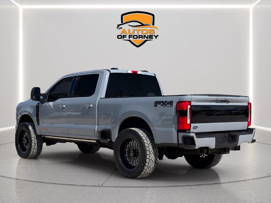 Used 2025 Ford F250 Platinum AWD/4WD image 2