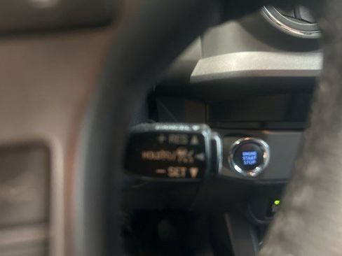 Used 2023 Toyota Tacoma TRD Off-Road image 22