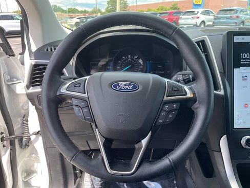 Certified 2023 Ford Edge SEL w/ Convenience Package AWD/4WD image 17