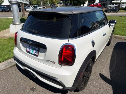 Used 2024 MINI Cooper S FWD image 5