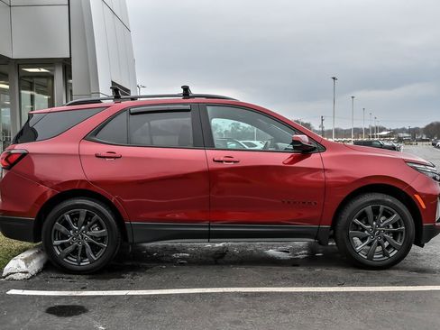 Used 2023 Chevrolet Equinox RS AWD/4WD image 11