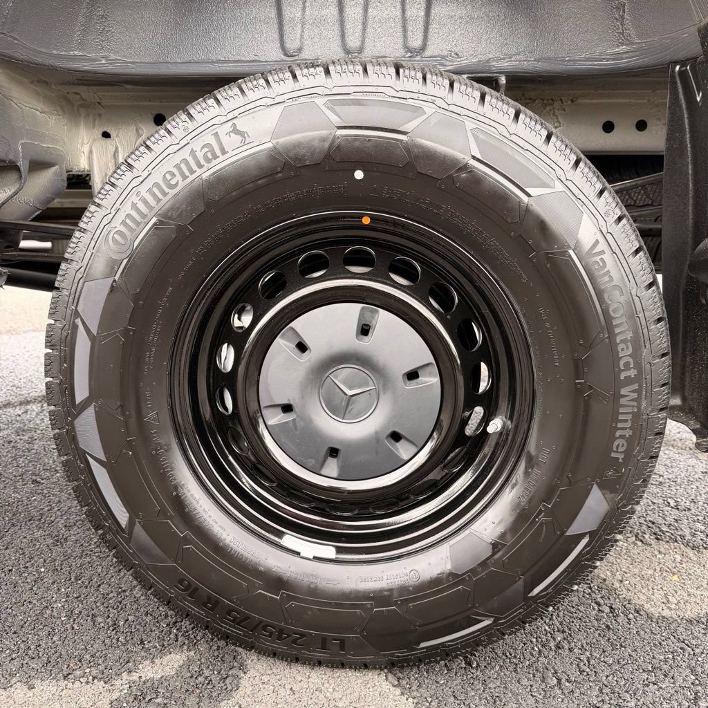 New 2026 Mercedes-Benz Sprinter 2500 image 11