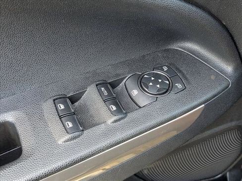Used 2021 Ford EcoSport Titanium image 12