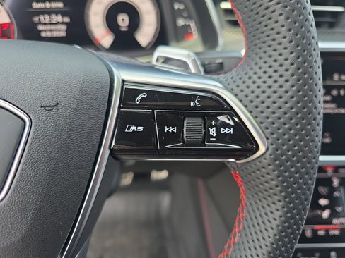 Used 2025 Audi RS 7 Performance AWD/4WD image 18
