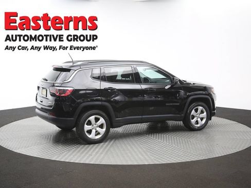 Used 2018 Jeep Compass Latitude w/ Popular Equipment Group AWD/4WD image 43