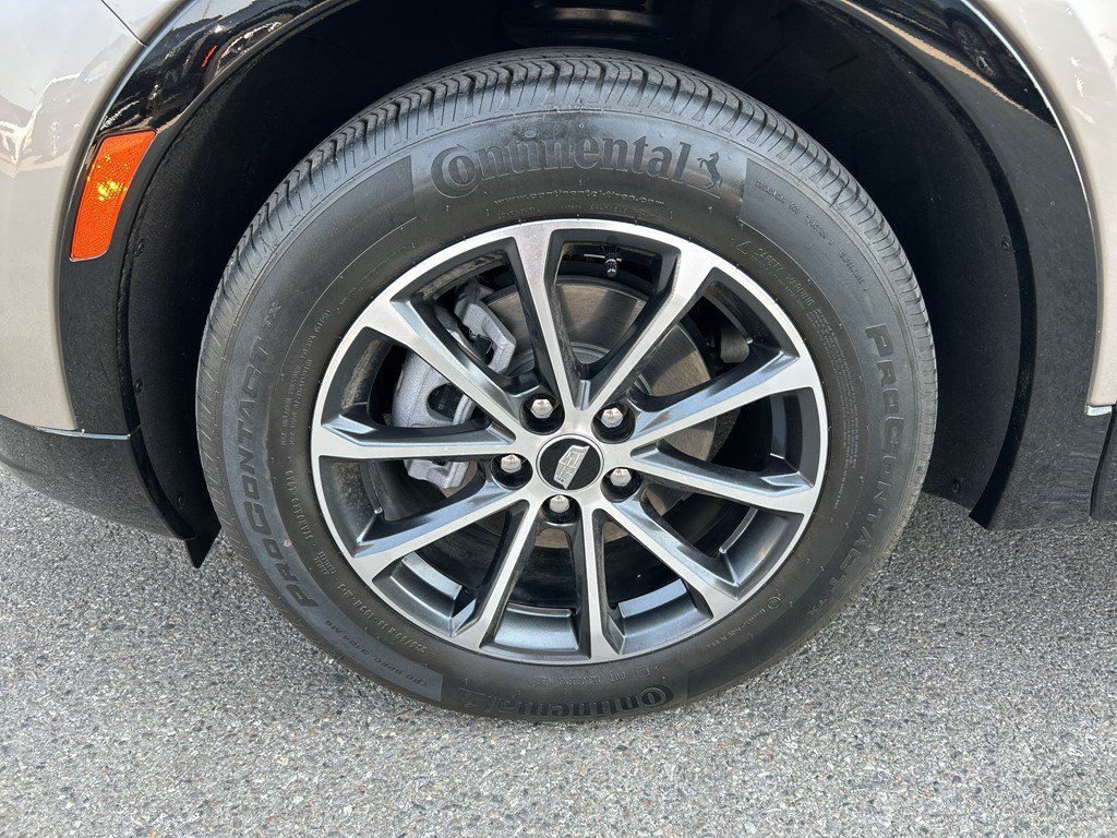 Certified 2024 Cadillac XT4 Sport AWD/4WD image 12