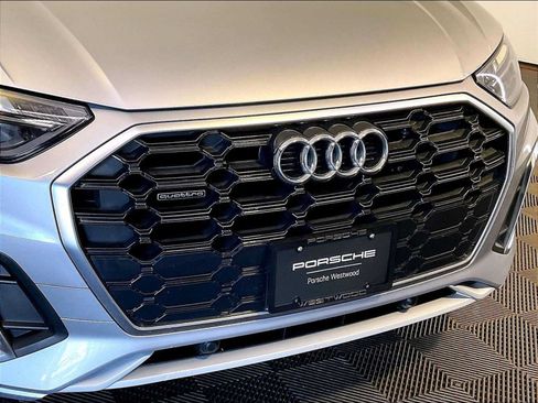 Used 2022 Audi Q5 2.0T Premium w/ Convenience Package AWD/4WD image 34