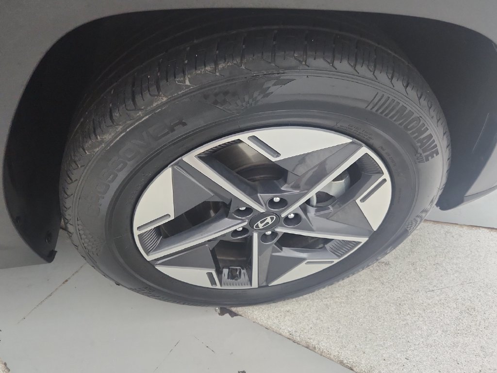 Used 2025 Hyundai Tucson SEL FWD image 35