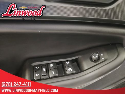 Used 2024 Jeep Grand Cherokee L Laredo image 17