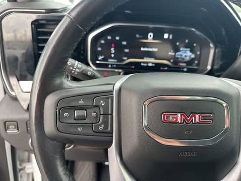 Used 2022 GMC Sierra 1500 Elevation image 11