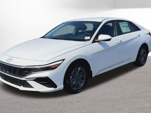 New 2026 Hyundai Elantra Blue image 4