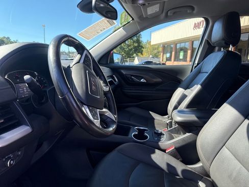 Used 2020 GMC Terrain SLT w/ Preferred Package image 12