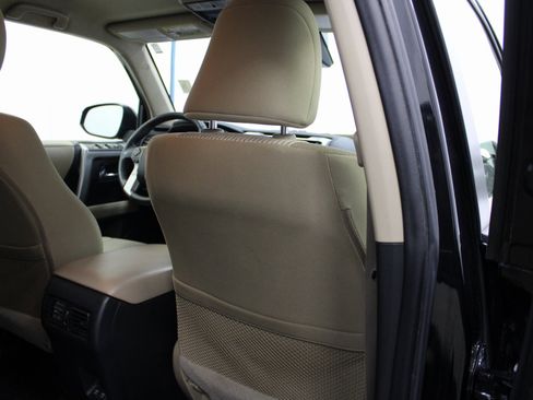 Used 2021 Toyota 4Runner SR5 image 25