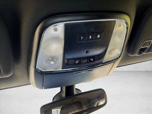 Used 2018 Jeep Grand Cherokee Altitude RWD image 26