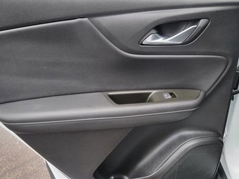 Used 2025 Chevrolet Blazer LT image 52