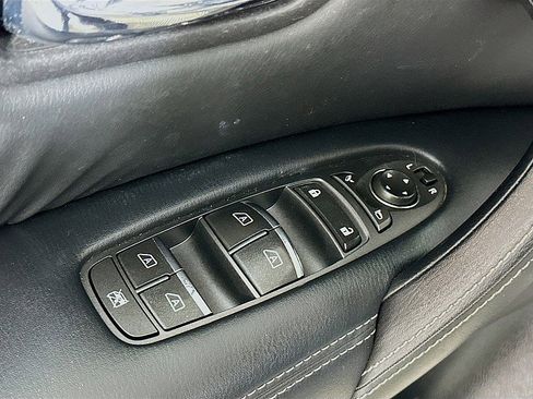 Used 2015 INFINITI QX80 4WD w/ Theater Package image 20