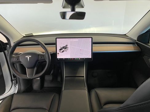 Used 2020 Tesla Model Y Performance image 15