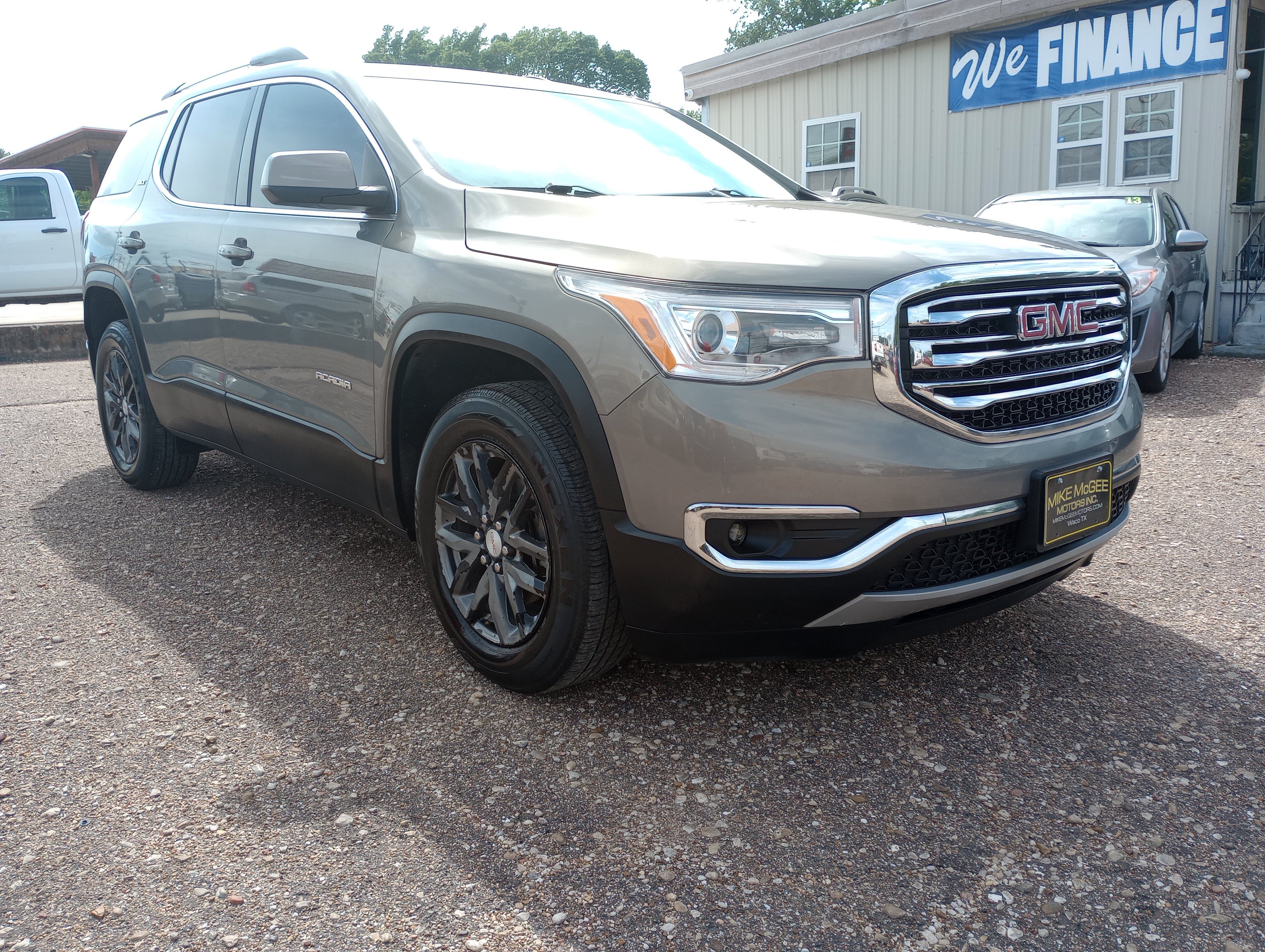 Used 2019 GMC Acadia SLT FWD image 1