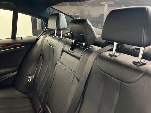 Used 2019 BMW 530i xDrive w/ Convenience Package image 20