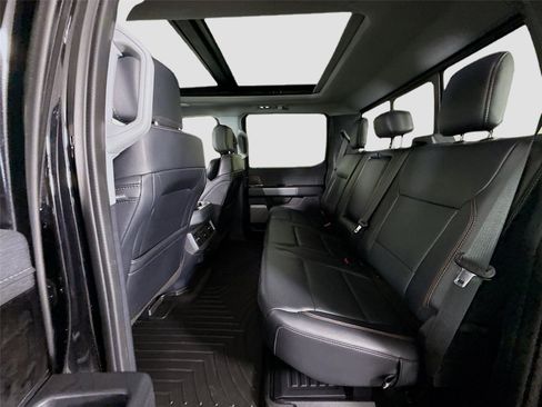 Used 2023 Ford F250 Lariat w/ Lariat Ultimate Package image 19