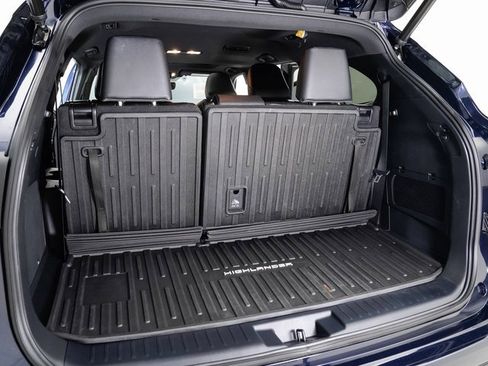 Used 2023 Toyota Highlander XSE image 27