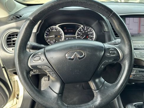 Used 2013 INFINITI JX35 Base w/ Premium Pkg image 8